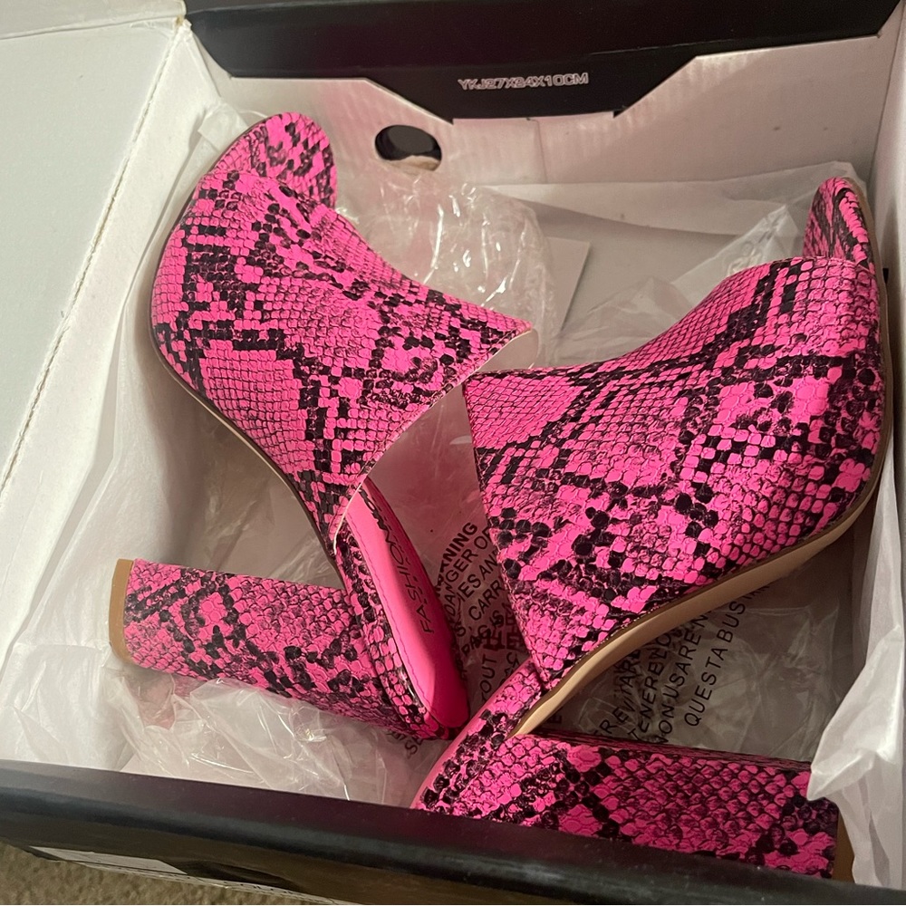 Pink Snake-Printed Heels!